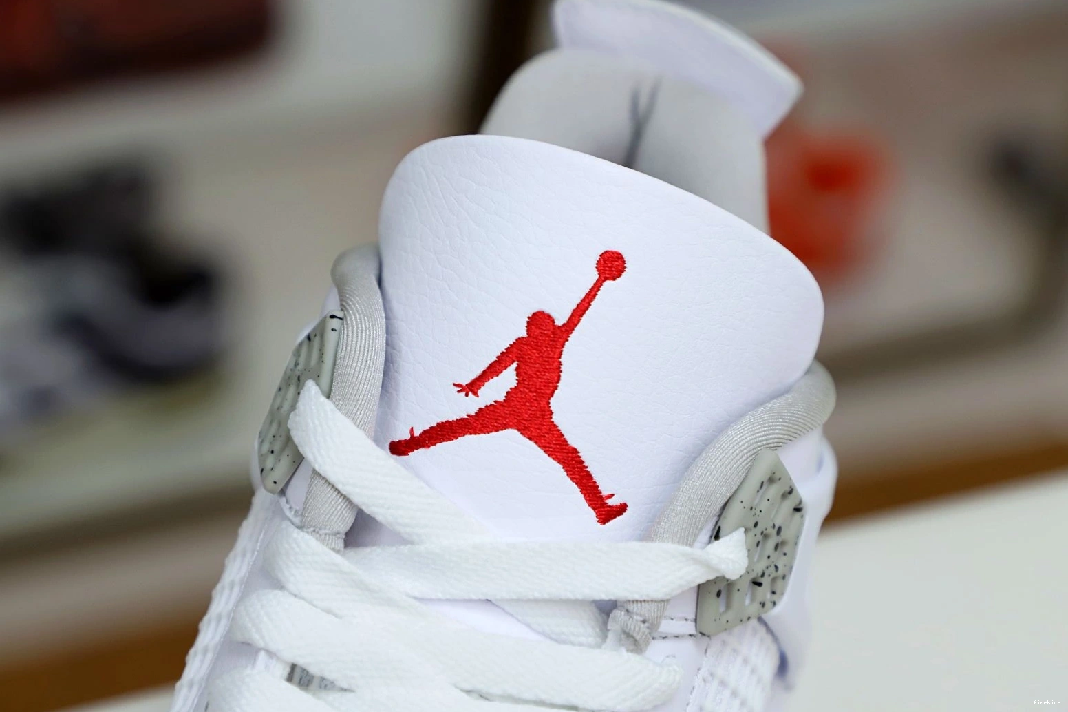 4 JORDAN 'WHITE OREO' RETRO AIR 0725